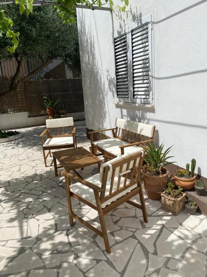 Apartman 4 Kilometar To City Centar Split Bagian luar foto