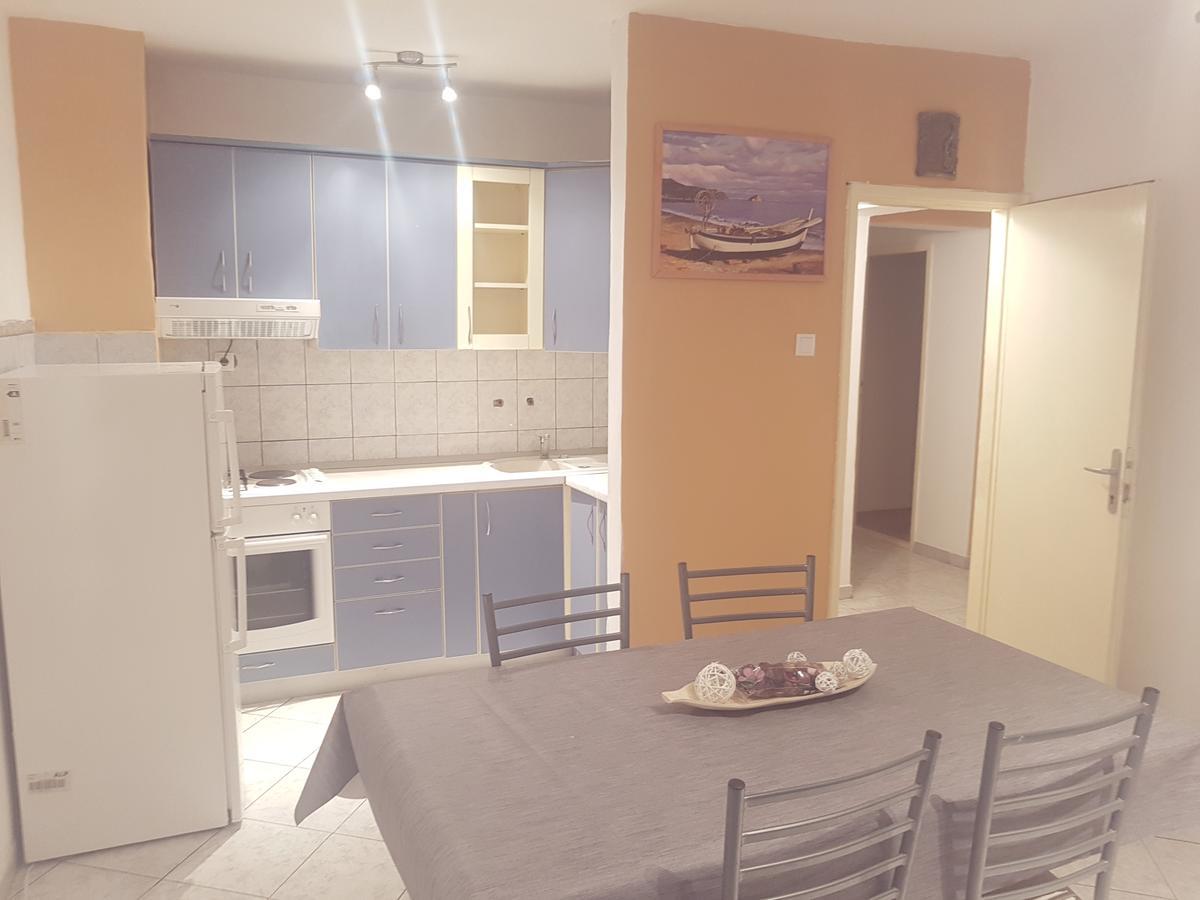 Apartman 4 Kilometar To City Centar Split Bagian luar foto