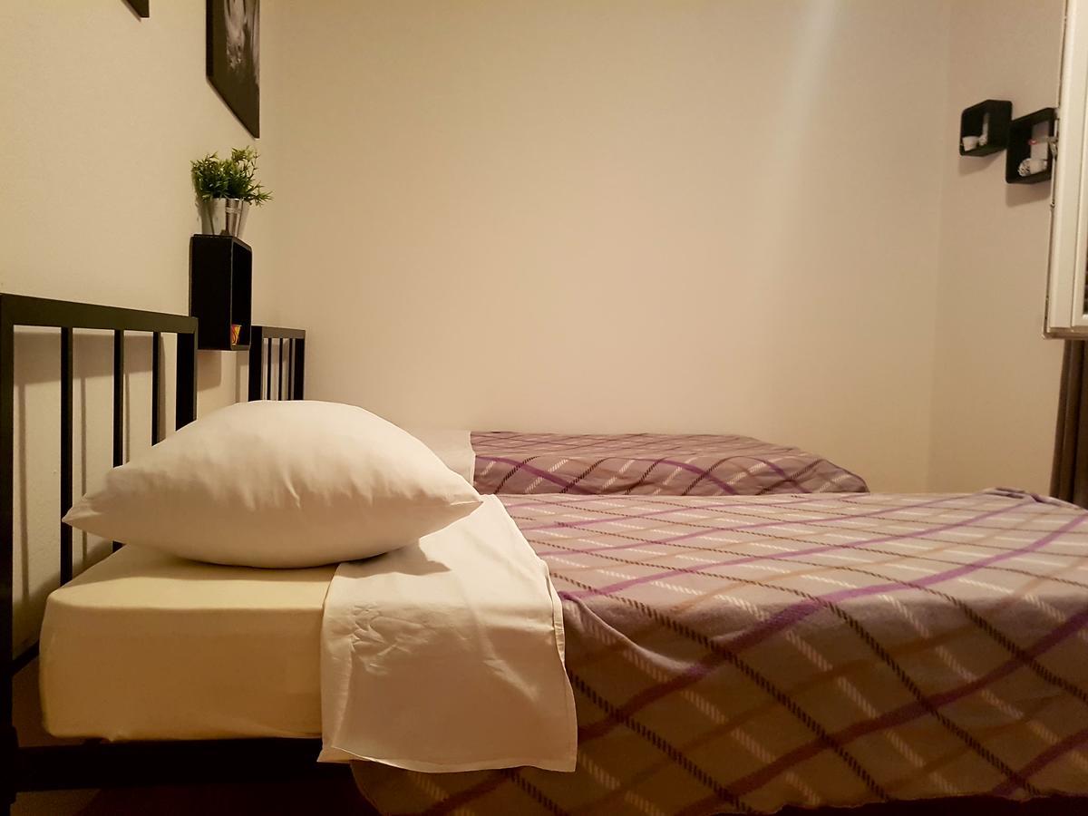 Apartman 4 Kilometar To City Centar Split Bagian luar foto