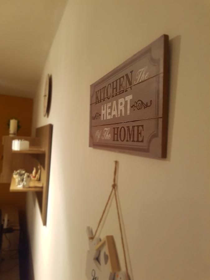 Apartman 4 Kilometar To City Centar Split Bagian luar foto